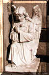kneeling_angel.jpg (38869 bytes)